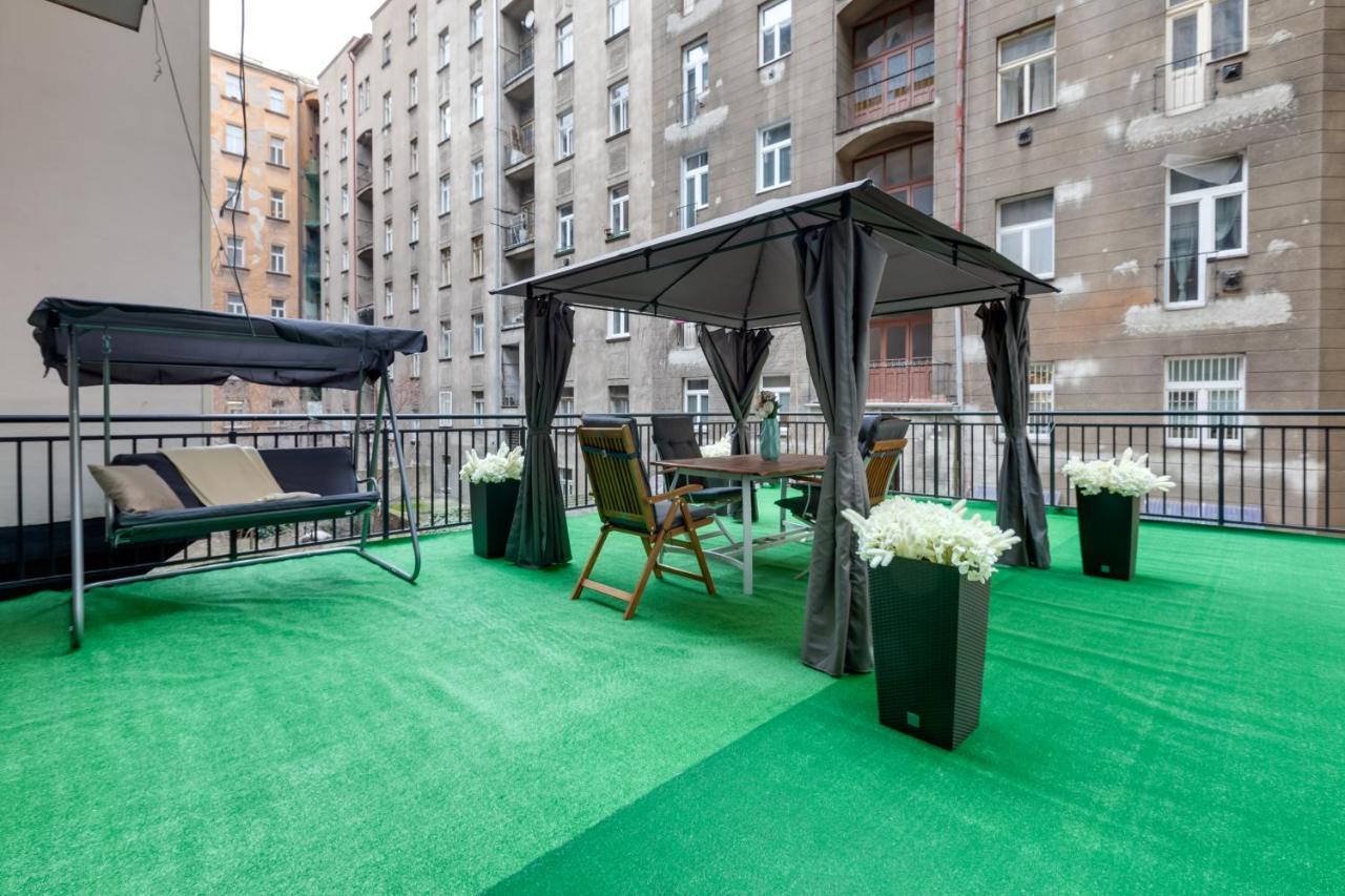 Luxury Riverside Apartments In The Center Of Prague Extérieur photo